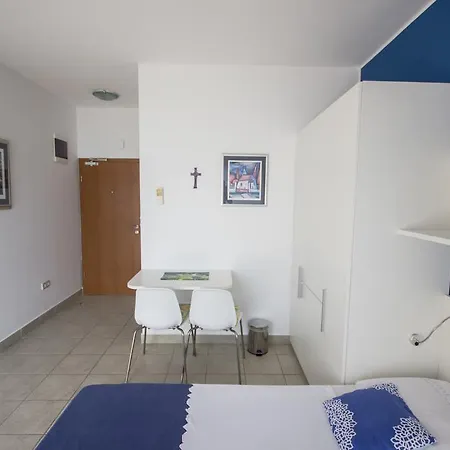 Nensi Apartment