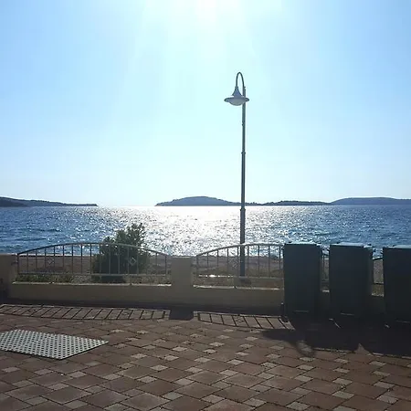 Apartment Nensi Zaboric